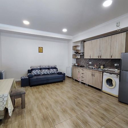 Jermuk Mini Apartment Eksteriør billede